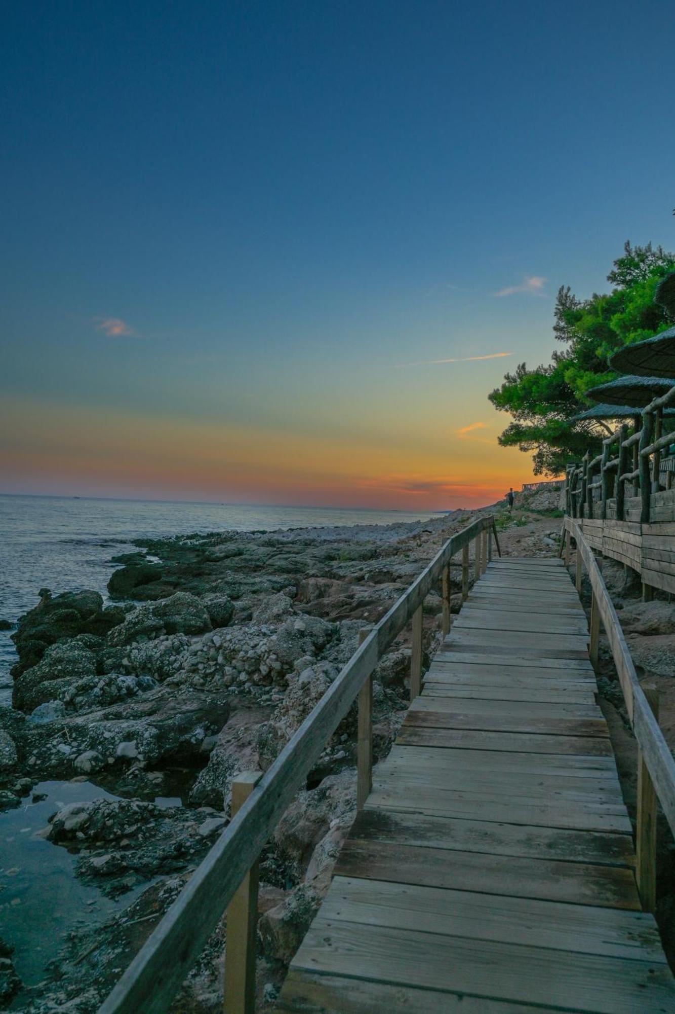 Hotel Fortuna Milna  Luaran gambar