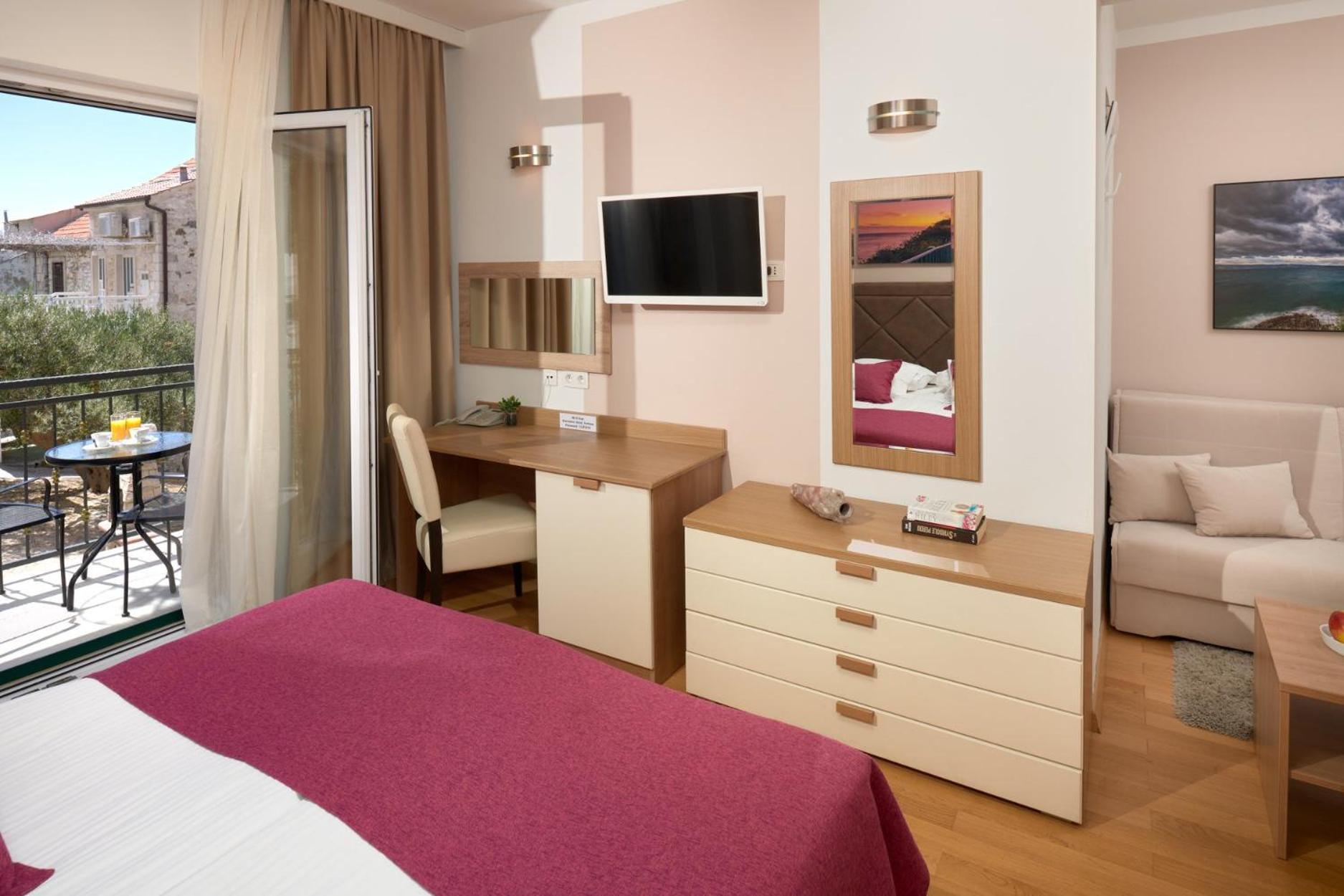 Hotel Fortuna Milna  Luaran gambar