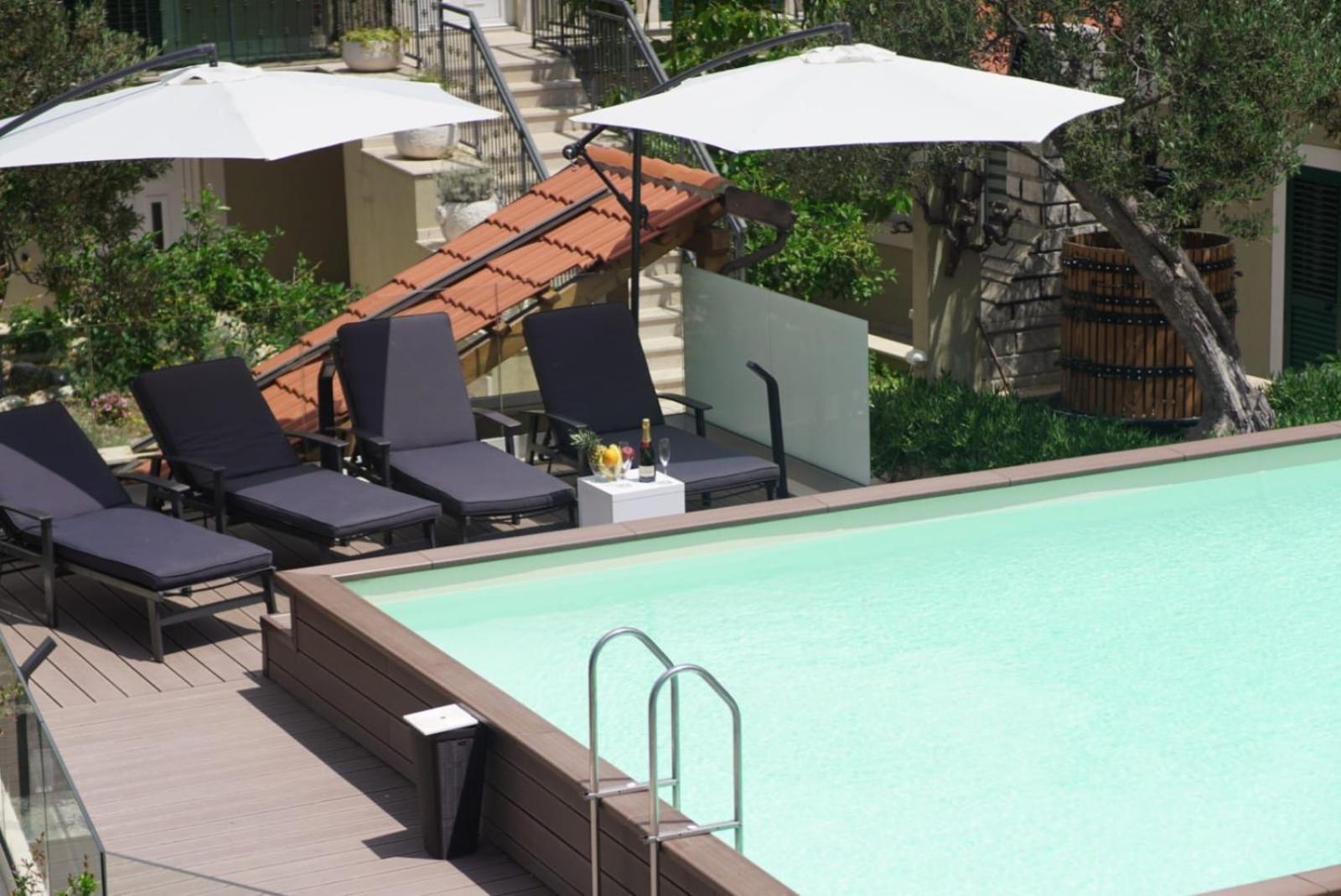 Hotel Fortuna Milna  Luaran gambar