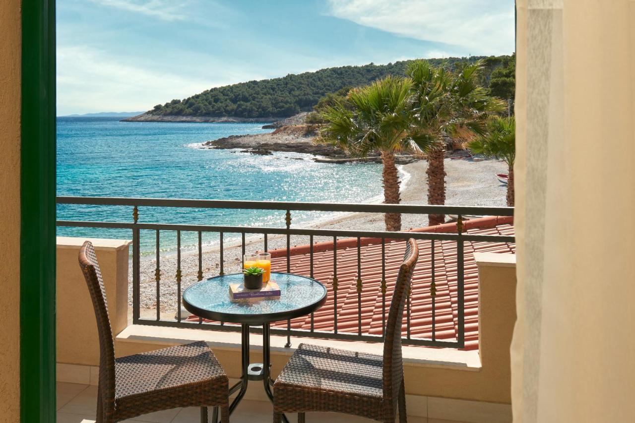 Hotel Fortuna Milna  Luaran gambar